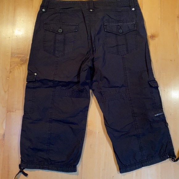 GASOLINE | capris - Picture 5 of 7